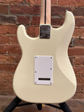 Squier Affinity Series Stratocaster Electric Guitar - Olympic White with Maple Fingerboard (Manufacturers Refurbished/Used)