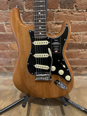 Fender American Professional II Stratocaster - Roasted Pine with Rosewood Fingerboard (Manufacturers Refurbished/Used)
