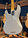 Fender American Professional II Precision Bass in Olympic White with Rosewood (Manufacturers Refurbished/Used)